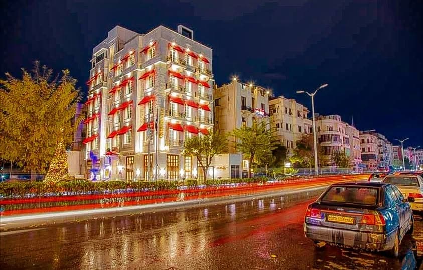 Julia Dumna Hotel Exterior